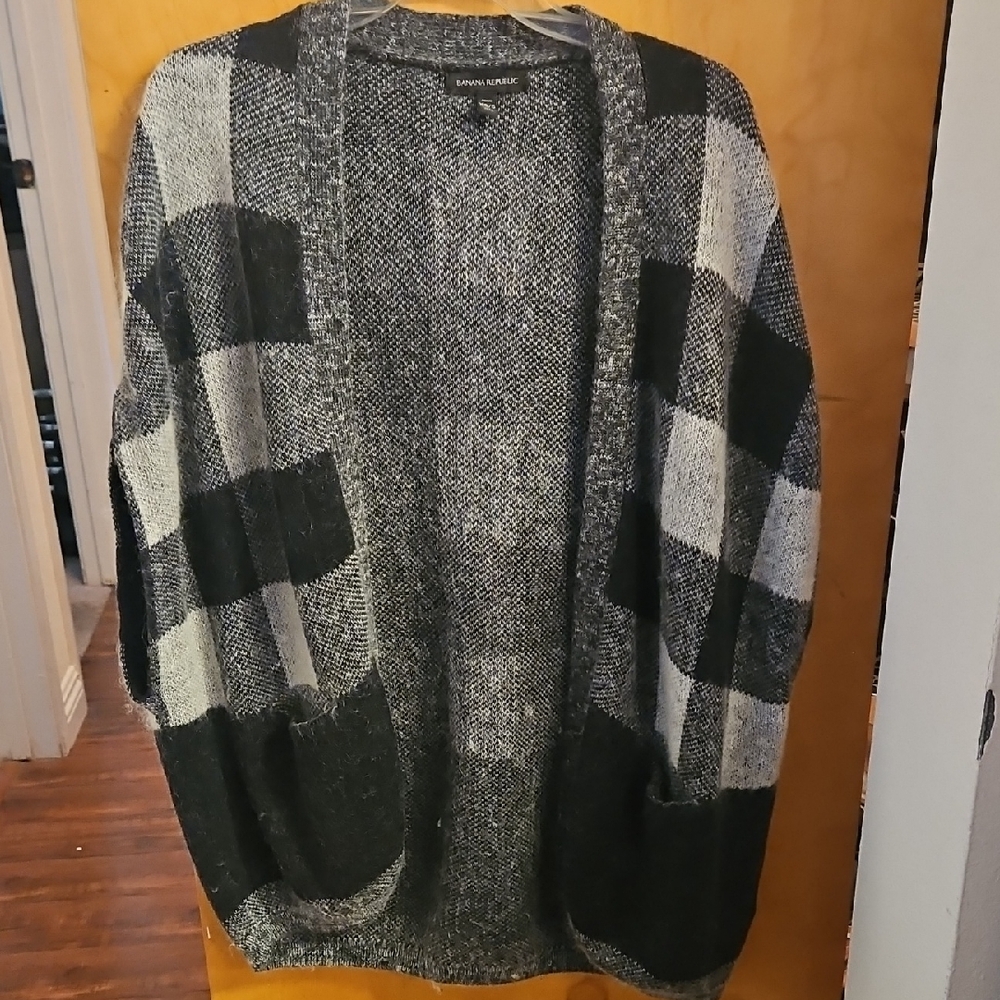 Banana Republic Black and Gray Cardigan Sweater